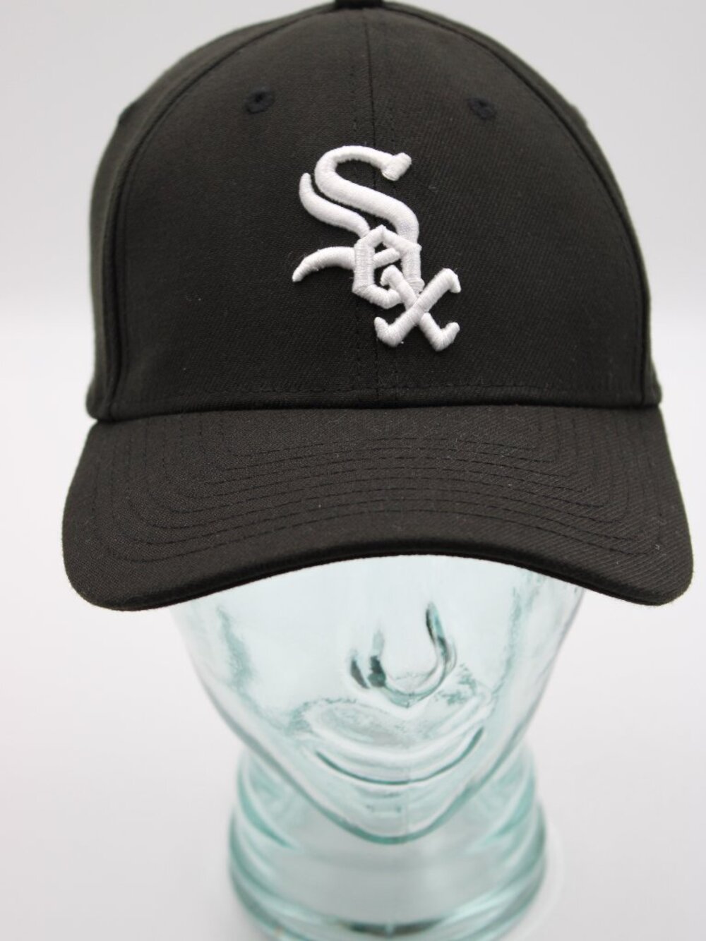 New Era 39Thirty Chicago White Sox Hat MLB Baseball Cap Black Size Small/Medium